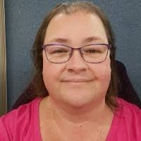 Lisa Roney's Instagram, Twitter & Facebook