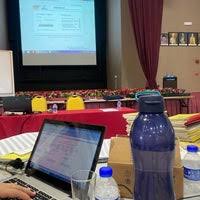 Diiringi oleh ydp ipoh timur. Dewan Dato Abd Rahman Pejabat Risda Negeri Perak Ipoh Perak
