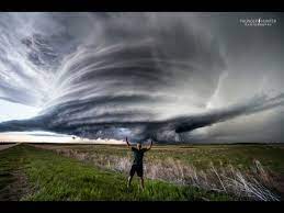 Incredible time lapse video shows huge 'mothership' supercell thunderstorm cloud hovering over supercell storms violent thunderstorms which can produce hail stones that are bigger than baseballs. The Imperial Mothership An Amazing Supercell Storm Youtube