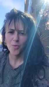 If you don't know her yet, you should get to know her. She is an amazing  friend of mine and mentor. Thank you again, you incredibly women!!  @jennewithatwist spokanes curly hair sal9n owner. , ...