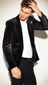 Dance The Night Away In Sharp Suits And Lavish Party Pieces H M For Men Party Outfit Men Trendy Party Outfits Mens Outfits