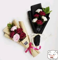 Selain cincin bunga mawar, kain flanel juga dapat digunakan untuk membuat gelang bunga mawar yang sangat cantik. Jual Hand Bouquet Buket Bunga Dari Kain Flanel Di Lapak Lys Bukalapak