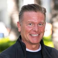 Paul Traughber's Instagram, Twitter & Facebook