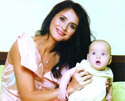 Madalina manole credea ca era blestemata si ar fi apelat la parapsihologi, potrivit psihologului lucian iordanescu, cu care artista a vorbit in 2003. MÄƒdÄƒlina Manole A Murit Dumnezeu Sa O Ierte Si S O Odihneasca In Pace Update Ultimul Interviu 13 07 2010 Yoyo S Blog