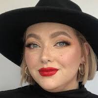 Acacia Hall's Instagram, Twitter & Facebook