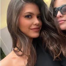 milla (@lonelyhereee2)