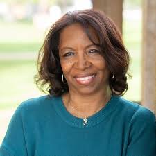 The Wellness Universe Guide to Complete Self-Care: 25 Tools for  Transformation (The Wellness Universe Guide to Complete Self-Care…)