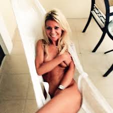 Atriz posa nua no Instagram e ganha oferta para filme pornô