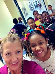 Nicki Elkins (@ElkinsNicki)