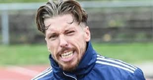 Fußball-Bezirksliga: Der TuS Hackenheim und seine Trainer arbeiten weiter  zusammen: Tim Hulsey und Niklas Schneider verlängern: TuS Hackenheim hält  seine Trainer