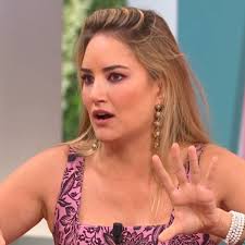 Noemie lili leaks i first contacted with Lily by message