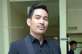 Robby purba pun memberikan sindiran menohok. Robby Purba Kesal Diberitakan Youtuber Meninggal Demi Adsense Seleb Tempo Co