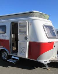 Pliante rigide top volume 39, 4 places, auvent, frigo, double vitrage, coffre intégré, anti lacets, beaucoup de rangements, propre et saine, 700 kilos a vide 890 en charge, révisée et garantie 1 an. Accessoires Caravane Et Materiel De Camping Loisirs Caravaning