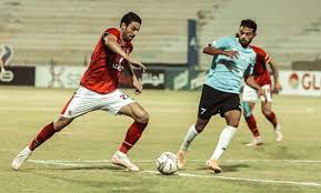 60' الأهلي يطالب بركلة جزاء بعد تسديدة قوية من شريف داخل منطقة الجزاء ارتطمت في مدافع المحلة، لكن تقنية الفيديو رفضت احتسابها ومن قبلها الحكم. Ehao Uoi2mpkkm