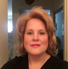 Big ideas deserve a grand space! Introducing Queenston Hall — where your  next big thing begins. Plan a corporate conference, a stylish soirée, or a  celebration with up to 90 guests all