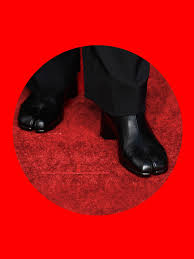 Pumpsl, moccasins, loafers, ballerinas (13). The Margiela Tabi Boot Is Going To Take Over In 2019 Gq
