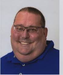 Chris Bellah's Instagram, Twitter & Facebook