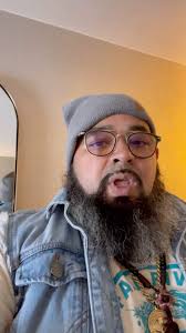 Oscar Rivera's Instagram, Twitter & Facebook