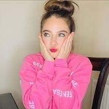 bessan ismail بيسان اسماعيل on instagram رمضان كريم علينا وعليكن ونشالله يكون هاد الشهر خير وبركة عل جميع طبعا بهل صورة ا windbreaker rain jacket fashion