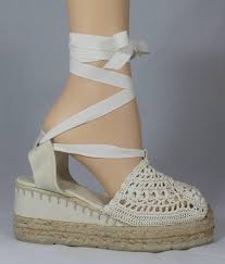 Ralph Lauren Collection White Crocheted Tie Up Espadrille Wedges 6 5 At 1stdibs Ralph Lauren Wedges Lauren Lace Up Espadrille Ralph Lauren Espadrille Wedge