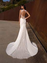 Pin By Maria On Novia Online Wedding Dress Wedding Dresses Brisbane Flattering Wedding Dress