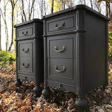 I have found fusion to be more affordable to to produce more durable results, all without the need to finish with wax. Annie Sloan Chalk Paint Graphite And Black Glaze Annie Sloan Painted Furniture Black Painted Furniture Chalk Paint Dresser