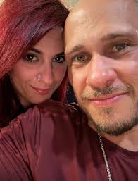 Que lindooooos!!! É tudo brincadeira passageira, as pessoas amam Potugal e  o Brasil. Um é importante para o outro como, como vcs! Felicidades!