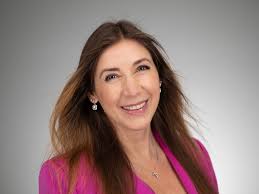 Natural Pregnancy & Family Photography