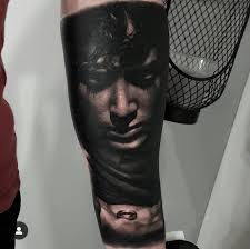 Stumbled across this cool tattoo today and thought it was worth a share! I  think the artist is Jordan Ferris. : r/lotr