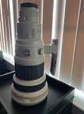 Mandatory 400mm lens for NFL game coverage