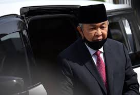 Ahmad zahid hamidi, hamidi mohd noh berkata pada sesi perbicaraan pagi tadi saksi pendakwa ke. Perbicaraan Ahmad Zahid Rm6 Juta Upah Sokong Dtsb Sebagai Pembekal Cip Pasport Saksi Astro Awani