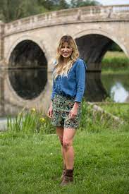 Eleanor ellie harrison (born 17 november 1977) is an english ecologist, journalist and television presenter. Countryfile Live At Blenheim From Thursday Ellie Harrison Interview Oxford Mail