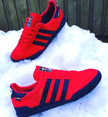 Choosing A New Pair Of Sneakers Do You Want More Information On Sneakers Then Simply Click Throu Adidas Shoes Originals Sneakers Men Fashion Stylish Sneakers