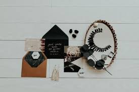 It's time to set up a noticeable announcement The Best Ways To Communicate Important Information To Your Wedding Guests Weddingsonline