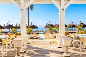 3 davon mit spa und direkt am strand, mit standorten an der costa del sol und costa de luz, sowie einem landhotel inmitten der sierra de grazalema. Marbella In Andalusien Tipps Angebote Urlaubsguru