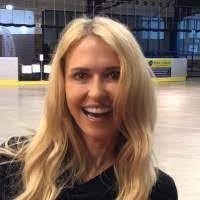 Aimee Ousley's Instagram, Twitter & Facebook