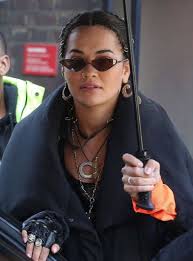 Rita ora — black widow 03:29. Rita Ora Looks Nothing Like Rita Ora With Her New Hair Celebrity