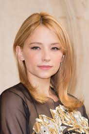 16 New Ways To Wear Strawberry Blonde Hair Strawberry Blonde Hair Color Strawberry Blonde Hair Strawberry Blonde