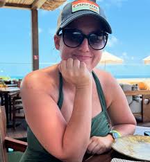 𝗗𝗮𝗻 𝗡𝗶𝗰𝗵𝗼𝗹𝘀