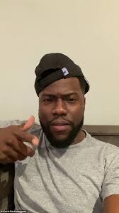 News clips, kino film trailer, videos vom roten teppich Kevin Hart Teases New Tattoo With Tattoo Artist Scoot Mason Aktuelle Boulevard Nachrichten Und Fotogalerien Zu Stars Sternchen