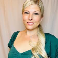 Work from home opportunities for mothers to balance family life