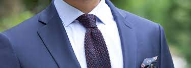 It suits women who prefer wearing ties. Die Verschiedenen Krawattenknoten The Nines