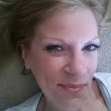 Laura Uphold's Instagram, Twitter & Facebook