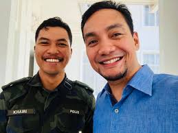 Kajang pak malau kajang berlipat, kajang saya mengkuang layu; Onn Hafiz Kecil Tapak Tangan Nyiru Saya Tadahkan Terima Facebook