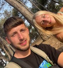 Couple Seeking Work in New Zealand