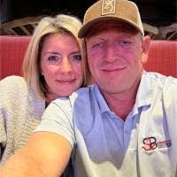 Lonnie Middleton's Instagram, Twitter & Facebook