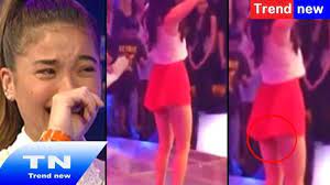 Hindi rin s'ya iniwan ng ex boyfriend nyang si sam milby sa pagdepensa sa kanyang aksidenteng wardrobe malfunction. Anne Curtis Wardrobe Modern Furniture