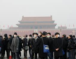 Touristen wird empfohlen im hotel zu bleiben oder atemschutzmasken zu tragen. Timelapse Smog Envelops Beijing In Minutes Cnn Video