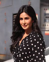 Pin By Ankit Garg On Katrina Kaif In 2020 Katrina Kaif Photo Katrina Kaif Images Katrina Kaif