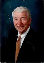 Ellis Smiley's Instagram, Twitter & Facebook